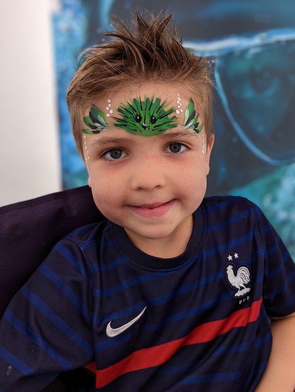 Green Sea Urchin face paint 