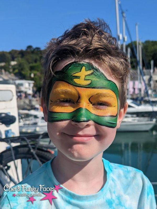 Cher Funky Punky Hair Braids and Face Paints Padstow Harbour May Half Term 2023 (3).jpg