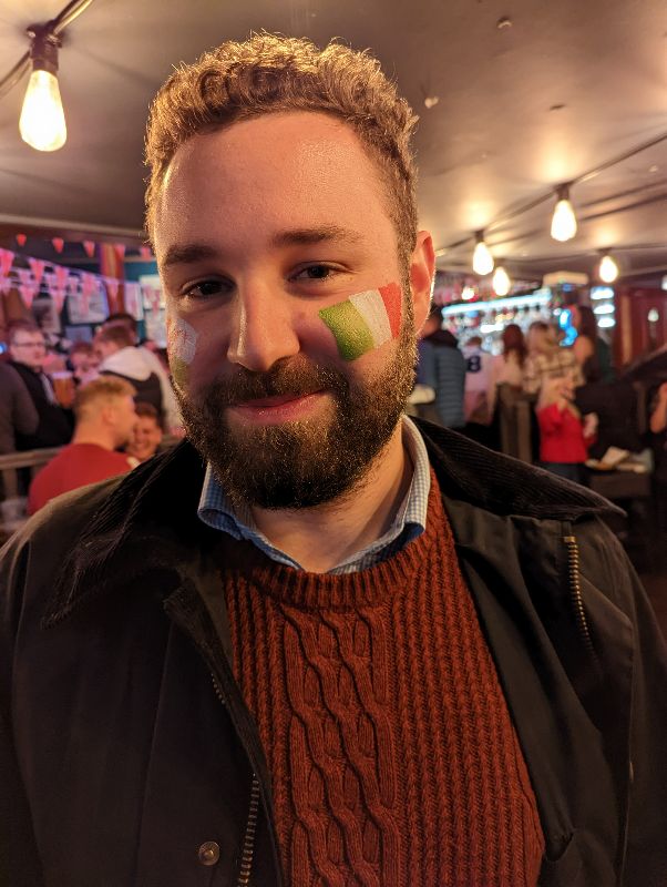 The Roundabout Plymouth Fifa 2022 Face paintining Chers Funky Faces (16).jpg
