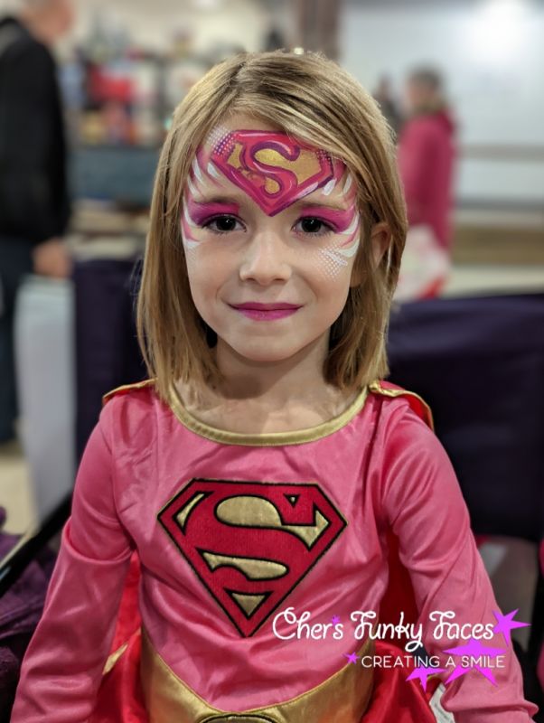 Supergirl at Devcon Chers Funky Faces
