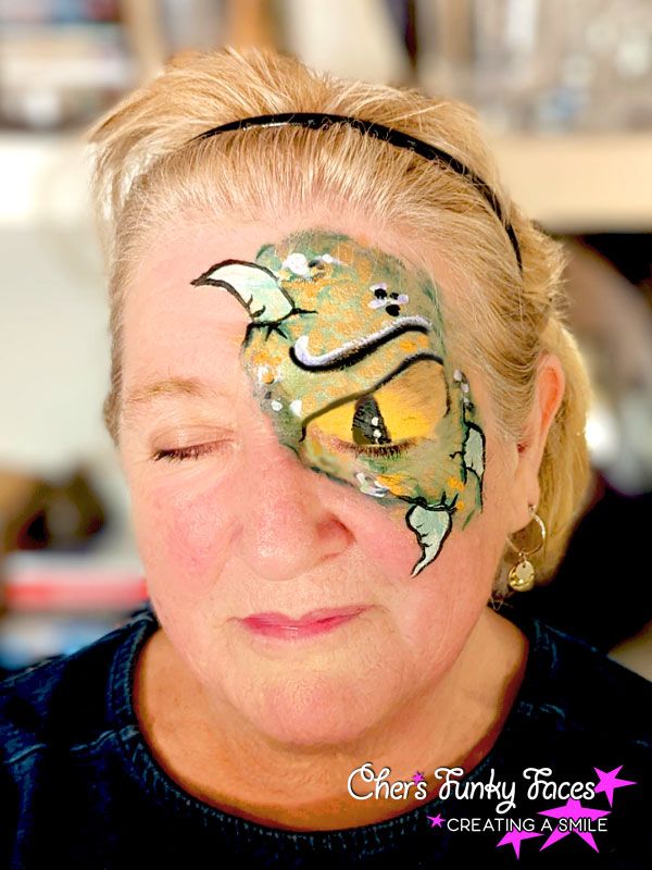 Nanna T Monster eye chers funky faces