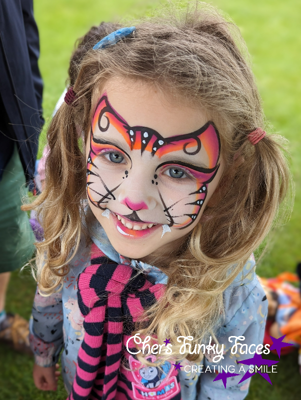 RWY Sea Fest Sat Rainbow Kitty