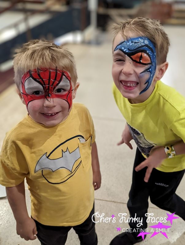 Spiderman and dinosaur eye at Devcon Chers Funky Faces