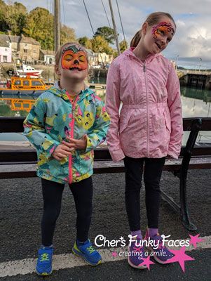 Pumpkin-and-spooky-tree-Padstow-face-paint.jpg