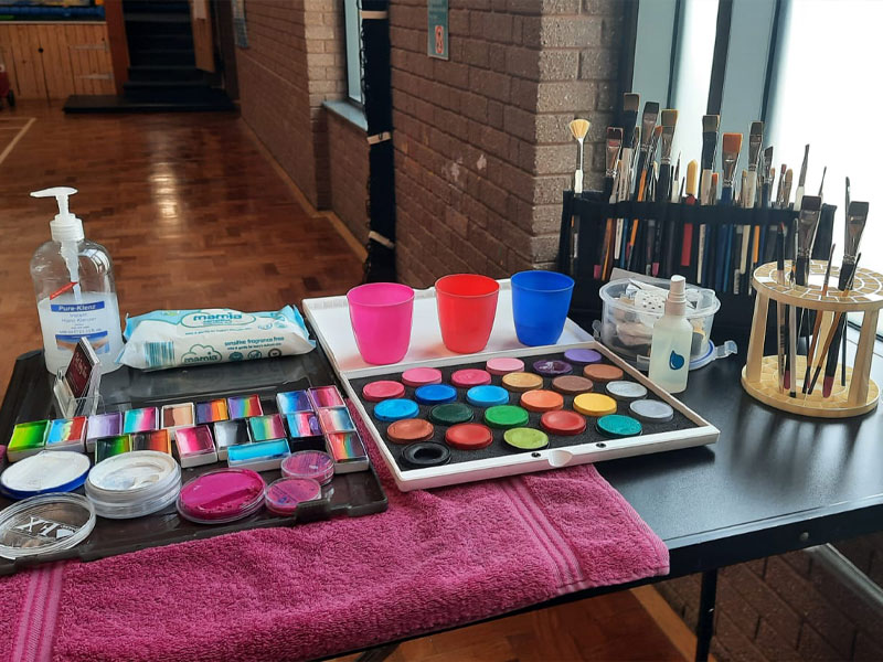Nicola Funky Punky's Face Painting Kit Set up at Genas Birthday Party