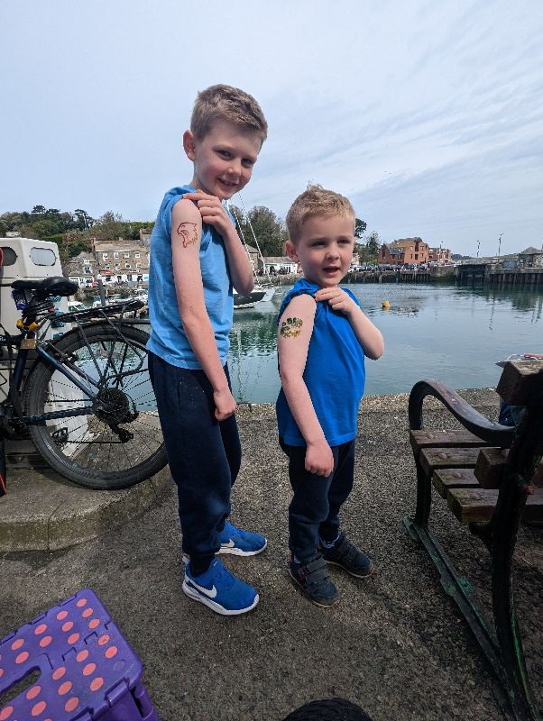 Padstow Harbour Wall Chers Funky Faces Easter Half Term 2023 (18).jpg